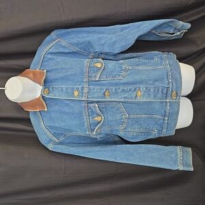 Vintage Marlboro Country Store Denim Jacket w/ Leather Collar Size S